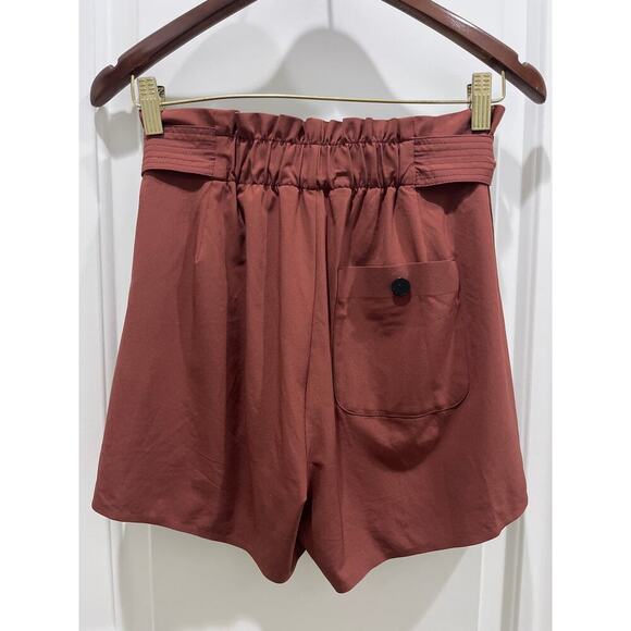 ATHLETA Women’s Skyline II High Waisted Belted Shorts, Adirondack Brown Sz 4 - Picture 6 of 6